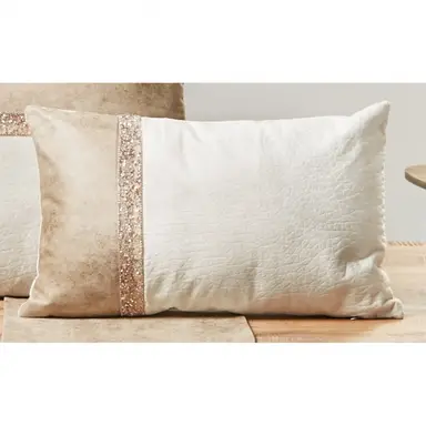 Cojin 30*50 con Pedreria Beige
